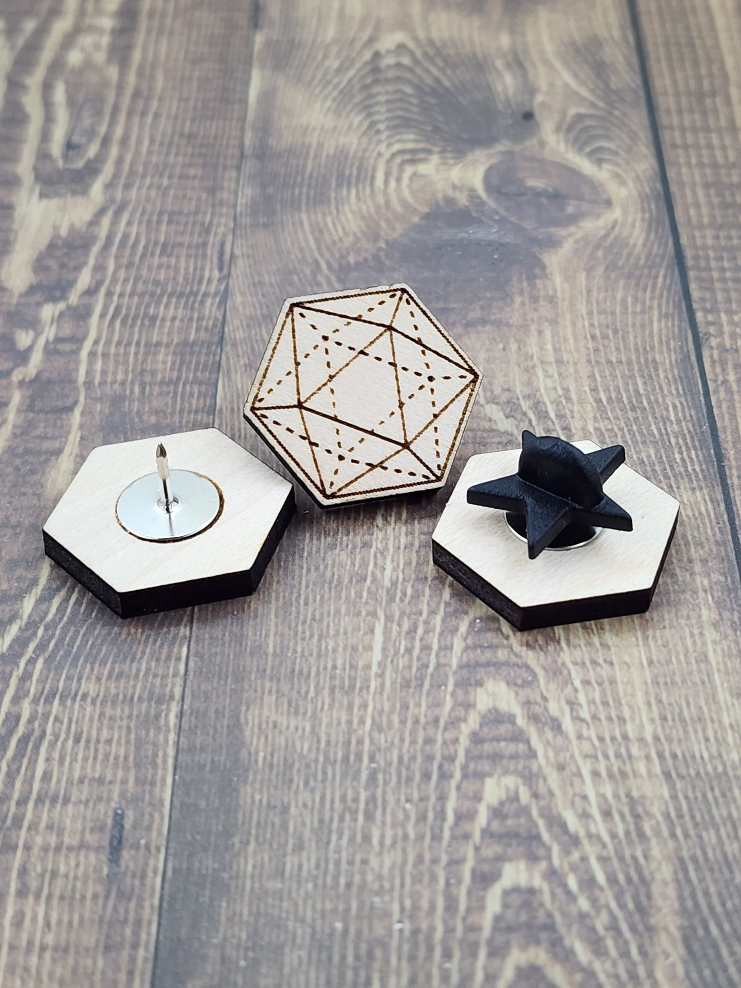 Geometric wooden d20 pin